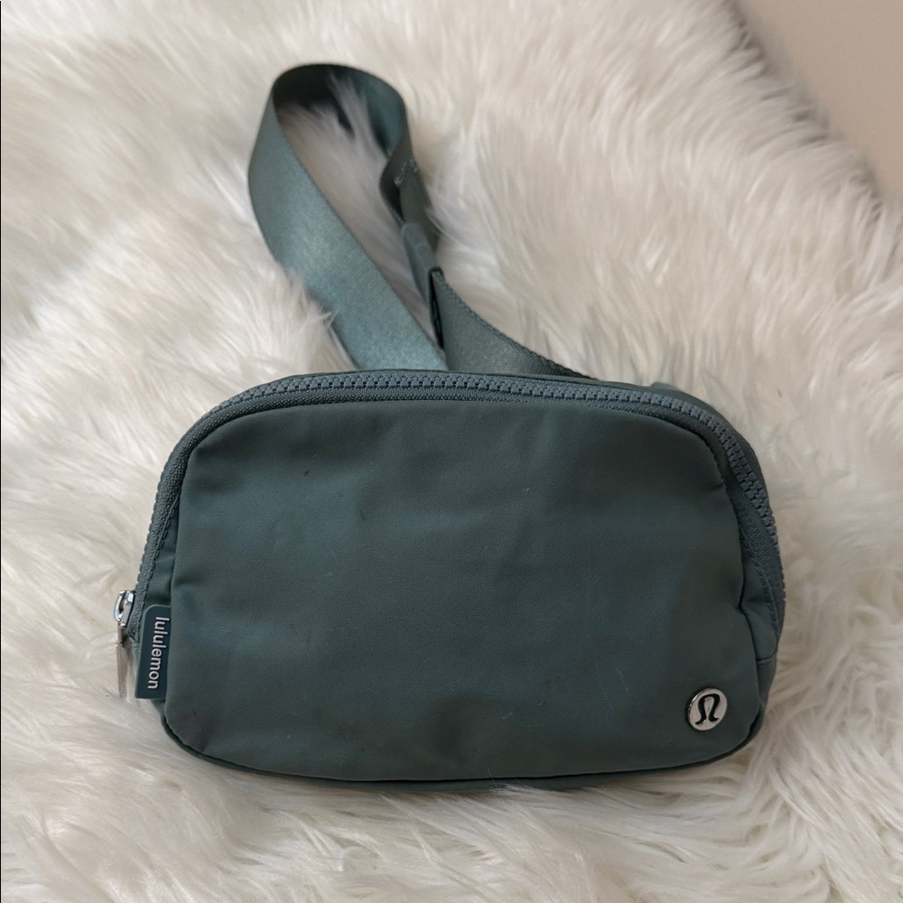lululemon athletica Teal Belt Bag